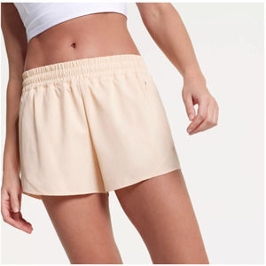 CALIA by Carrie Underwood Mid Rise Infinity Short Size XXL Cream Run Collection